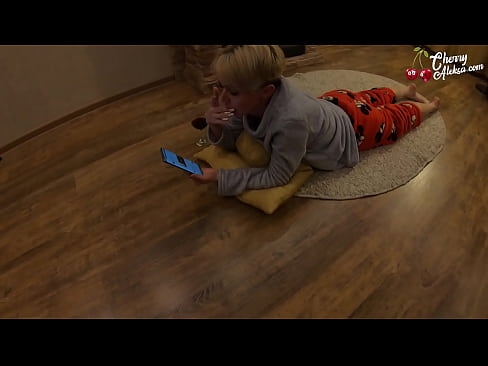 ❤️ Gekke blonde sûgje Enorme lul dy't derop sûgje en stuiterje - Anale seks ☑ Russyske porno op fy.com-fullporner.ru ❤