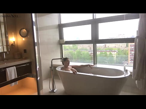 ❤️ Geweldige babe Hertstochtlik rukt har kut yn 'e badkeamer ☑ Russyske porno op fy.com-fullporner.ru ❤